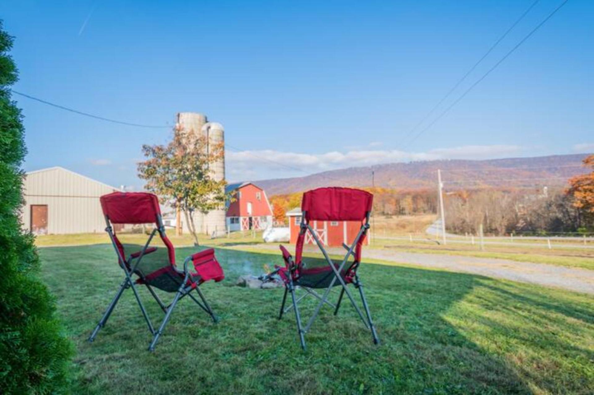 Oakbend Cottage + Fire Pit Newville Exterior photo